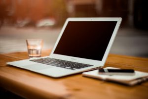 apple-laptop-notebook-notes